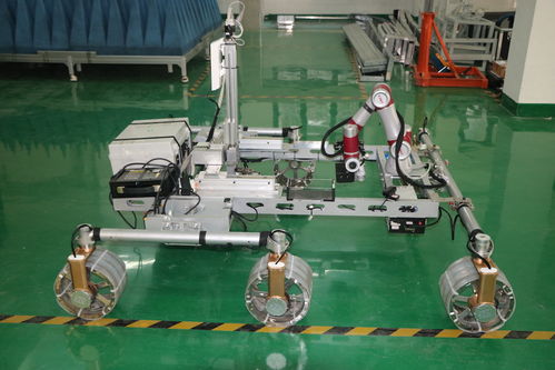中國天眼 2225只 眼睛 迎維護(hù)機(jī)器人